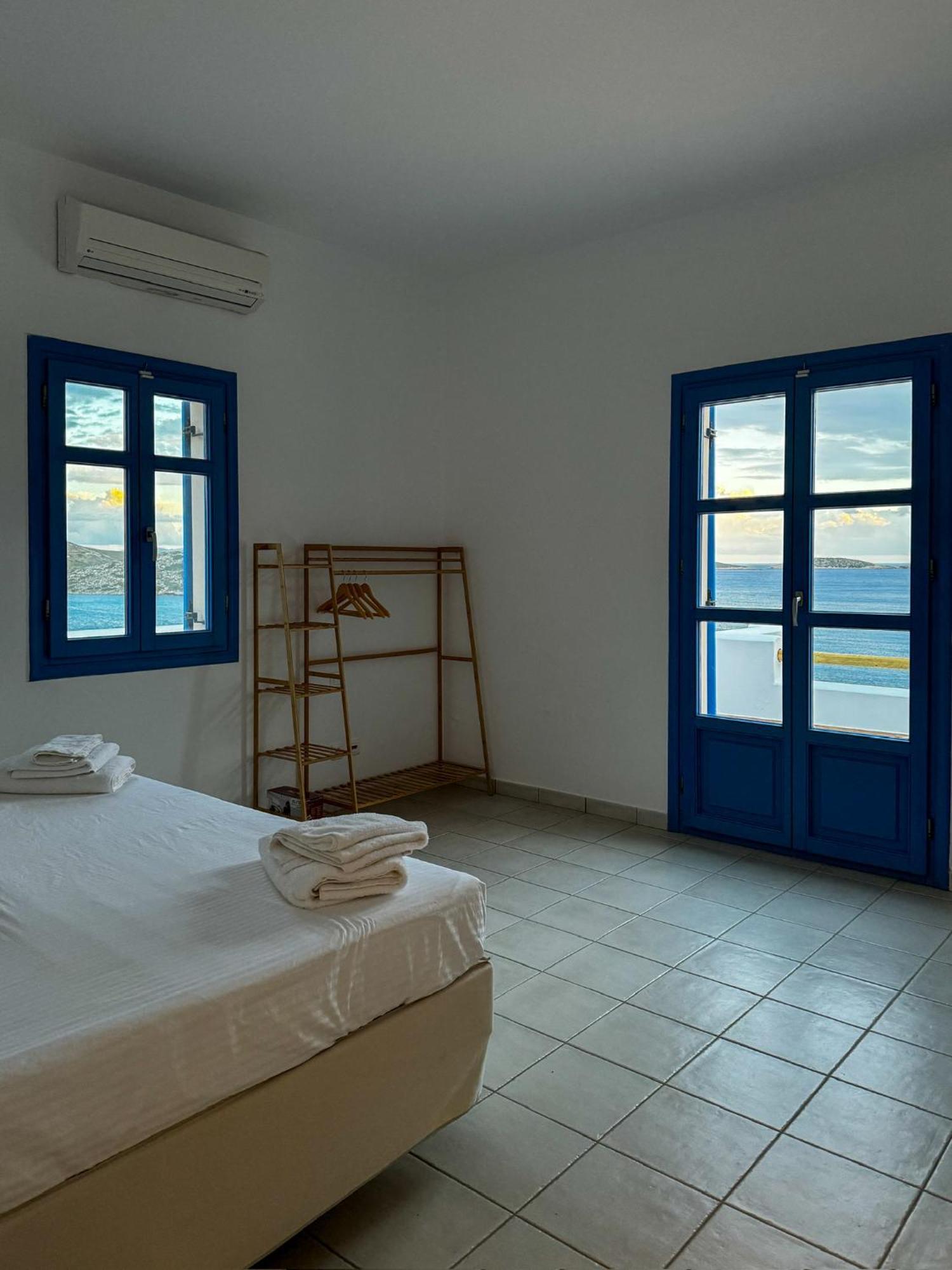 Lipsi Blue Hotel ภายนอก รูปภาพ