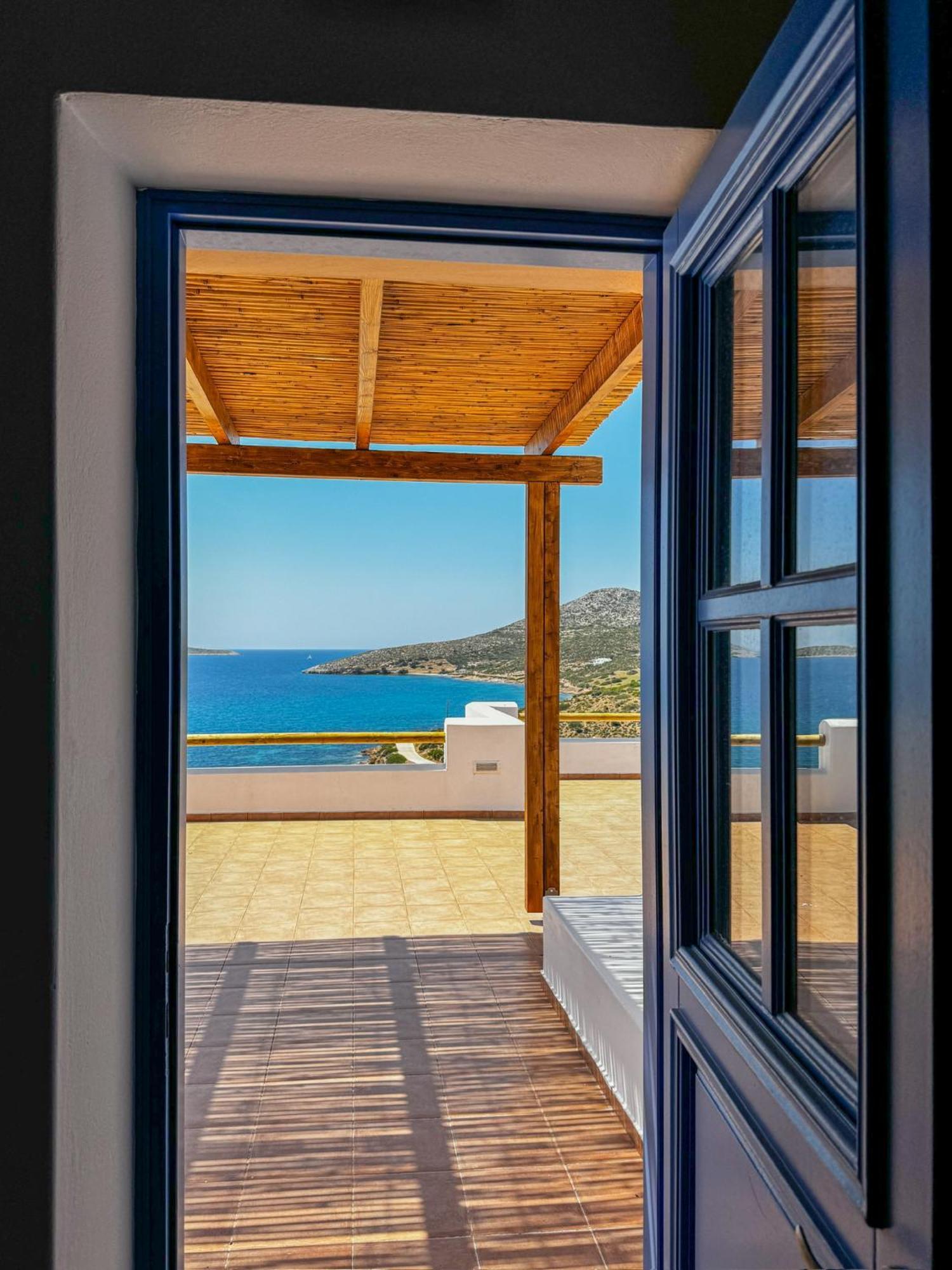 Lipsi Blue Hotel ภายนอก รูปภาพ